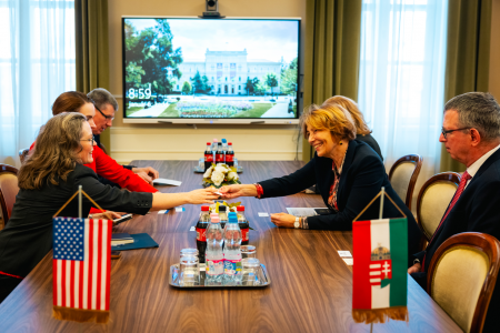 US_Embassy_in_Szeged_S-1